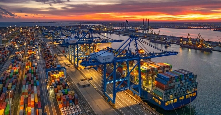 DP World to invest $165 million in the development of a port in Romania