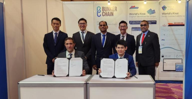 Bunkerchain MoU signing at Sibcon