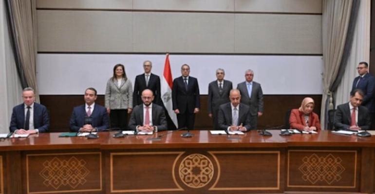 ACWA and Egypt hydrogen project signing