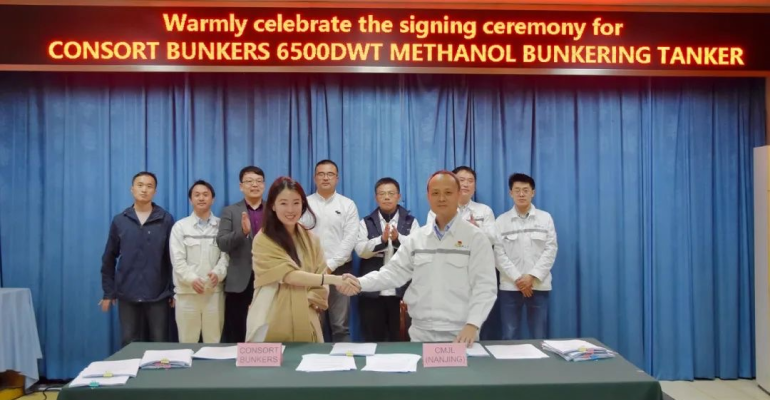 The contract signing between China Merchants Jinling and Consort Bunkers