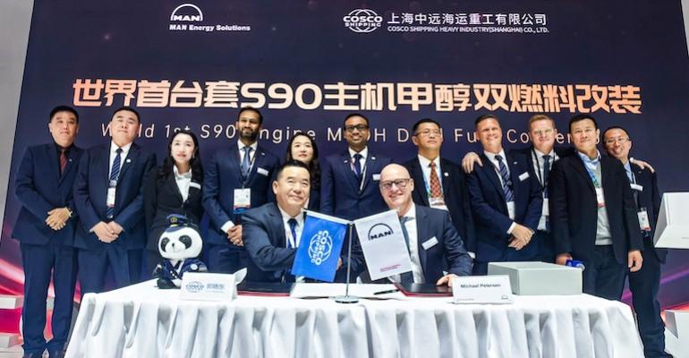 Cosco and MAN methanol retrofit contract signing