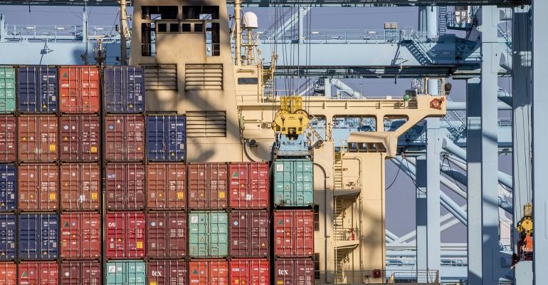 Port_of_LA_stacked-containers.jpg