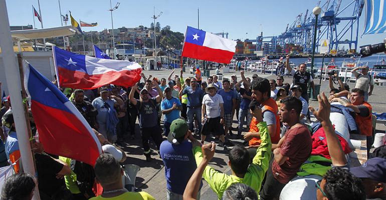 CHILE-port strike in valparaiso-