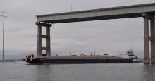 First vessel to use temporary channel around collapsed Key Bridge