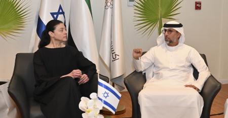 Israeli Transport Minister Michaeli meets her UAE counterpart Suhail Mazrouei in Dubai on 3-Apr-22.jpg