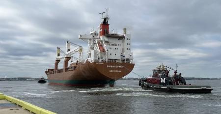 Siamaagracht leaves Port of Baltimore